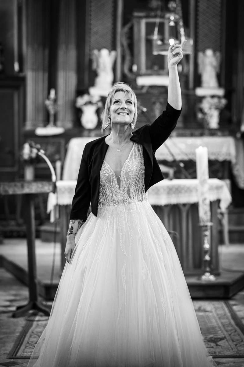 mariage à l'église photo par Manu Mayeur