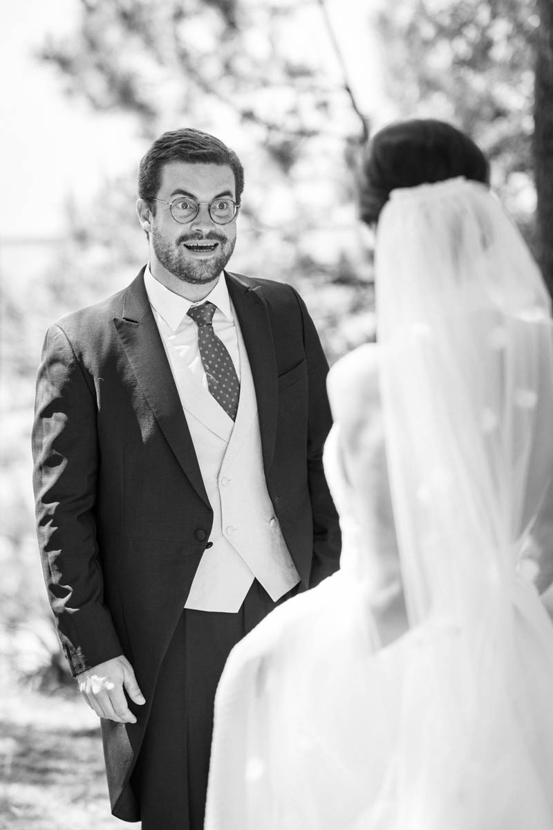 séance de photos de couple pendant leur mariage